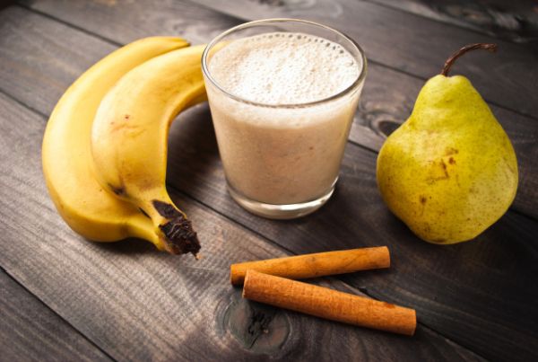 banana pear smoothie