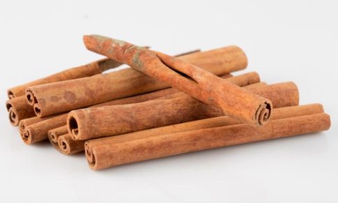 cinnamon sticks small