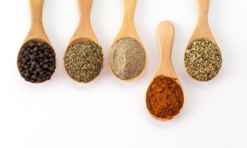 spices spoon small